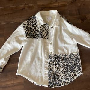 ⚡️ LE LIS COLLECTION WHITE DENIM SHACKET ⚡️ size US medium